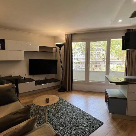 Appartement T2 / La Defense กูร์เบอวัวร์ ภายนอก รูปภาพ