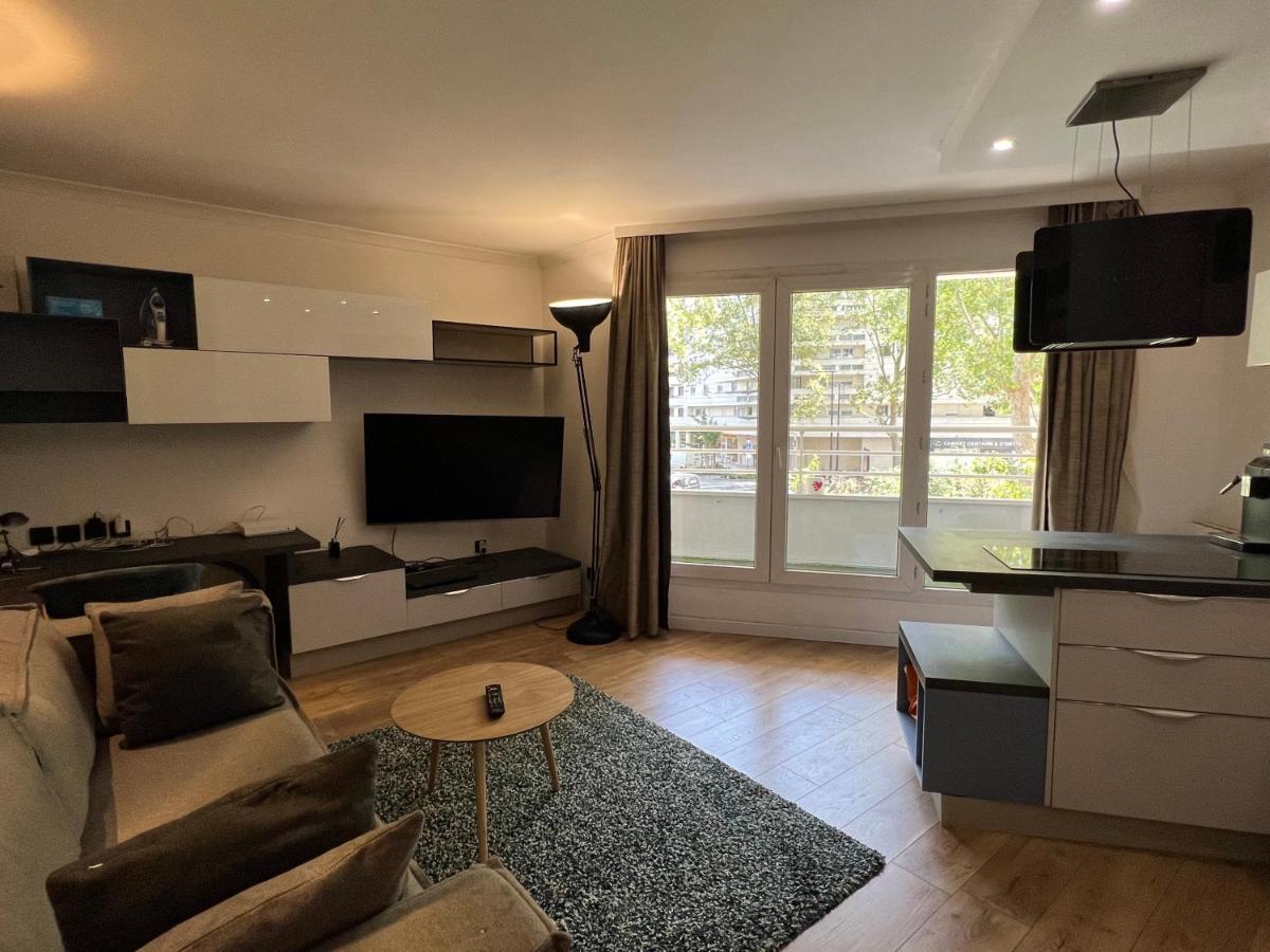 Appartement T2 / La Defense กูร์เบอวัวร์ ภายนอก รูปภาพ
