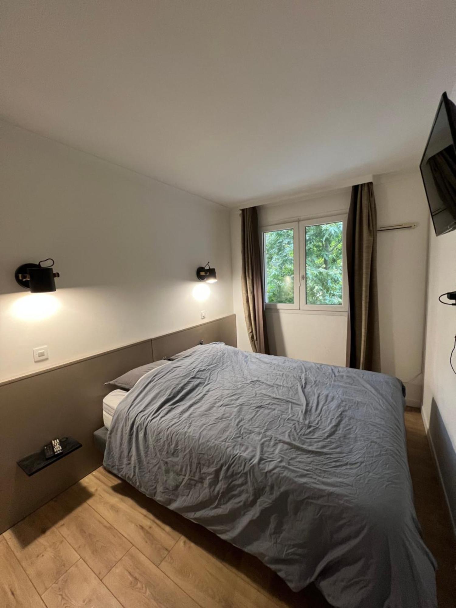 Appartement T2 / La Defense กูร์เบอวัวร์ ภายนอก รูปภาพ